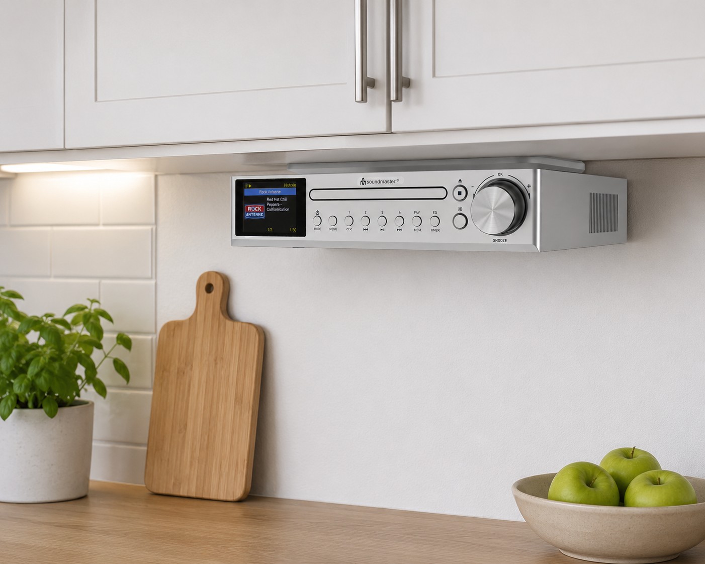 Kitchen under cabinet music centre with WLAN-internet/DAB+/FM-radio, CD/MP3, Bluetooth®