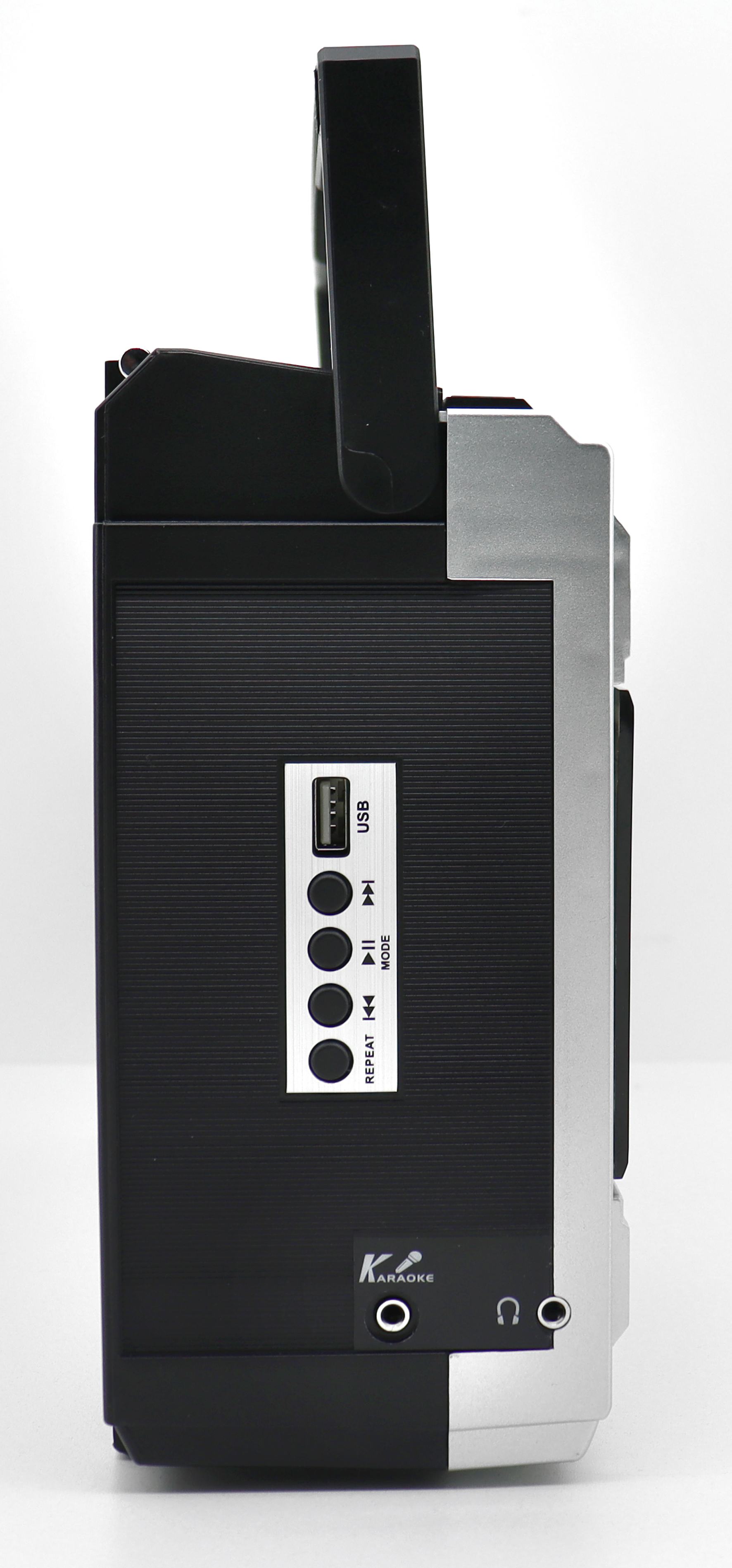 Retro radio cassette recorder with USB playback