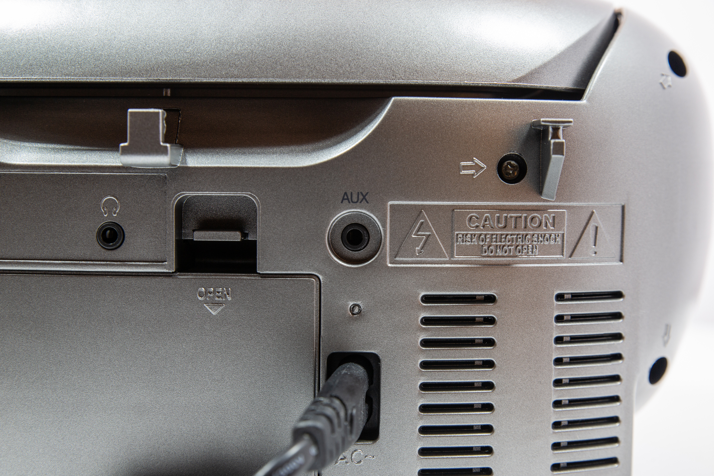 CD/MP3 Boombox with DAB+/FM radio, Bluetooth®, USB