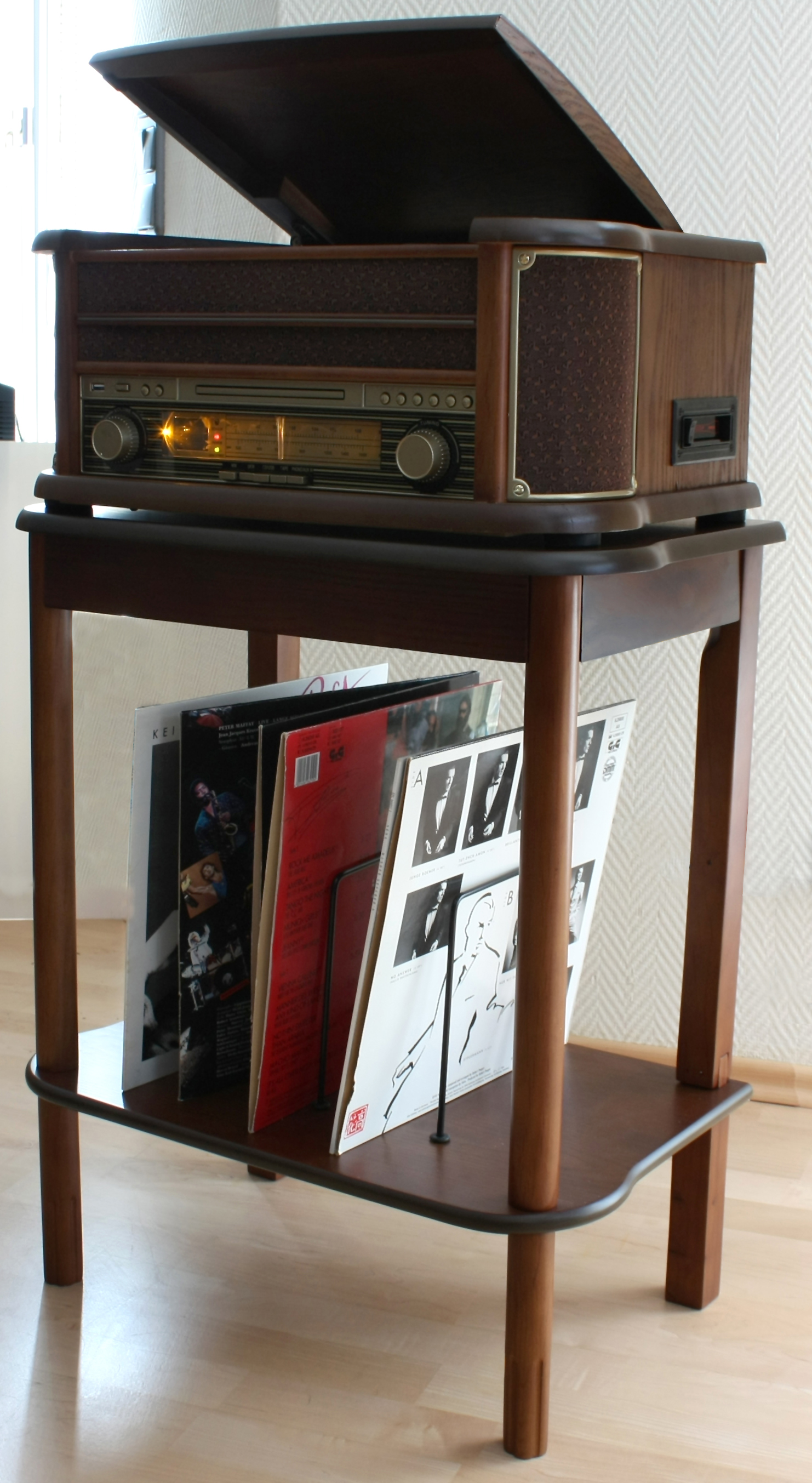 Wooden nostalgic under-table with record rack