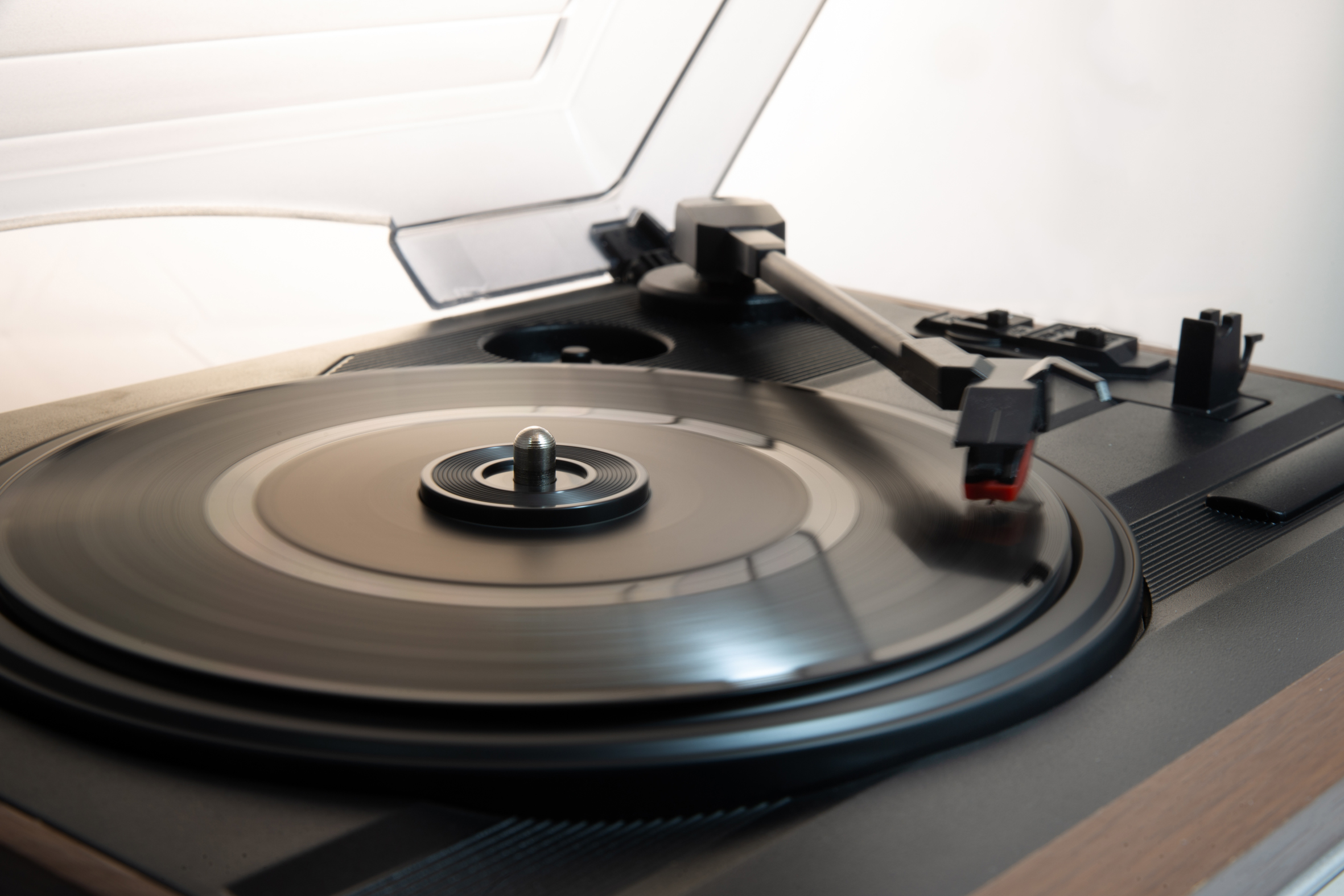 Turntable with FM stereo radio, built-in speakers