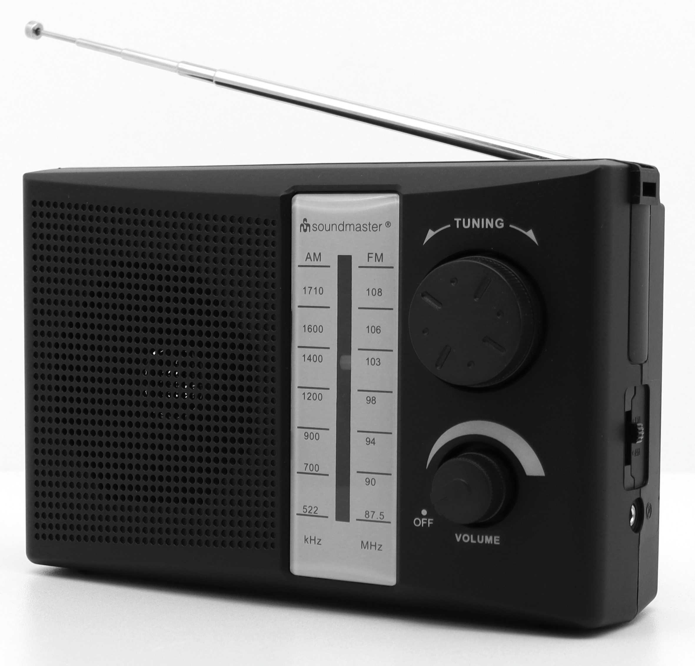 UKW/MW Kofferradio für Netz-/Batteriebetrieb