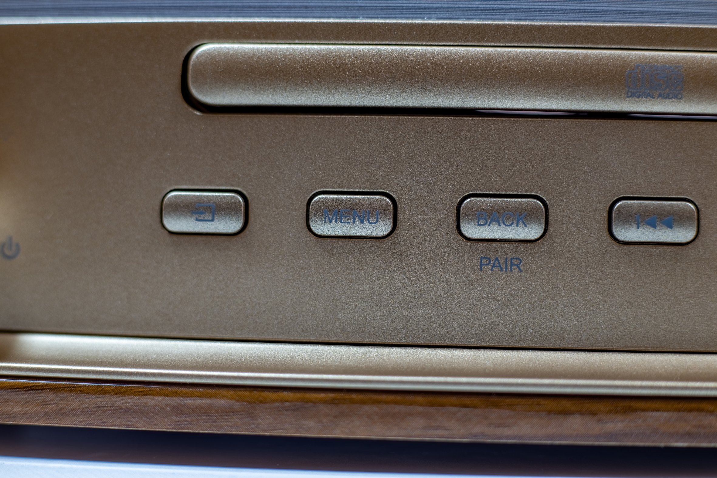 Stereo Music Centre with DAB+/FM, CD/MP3, USB, Bluetooth®, color display