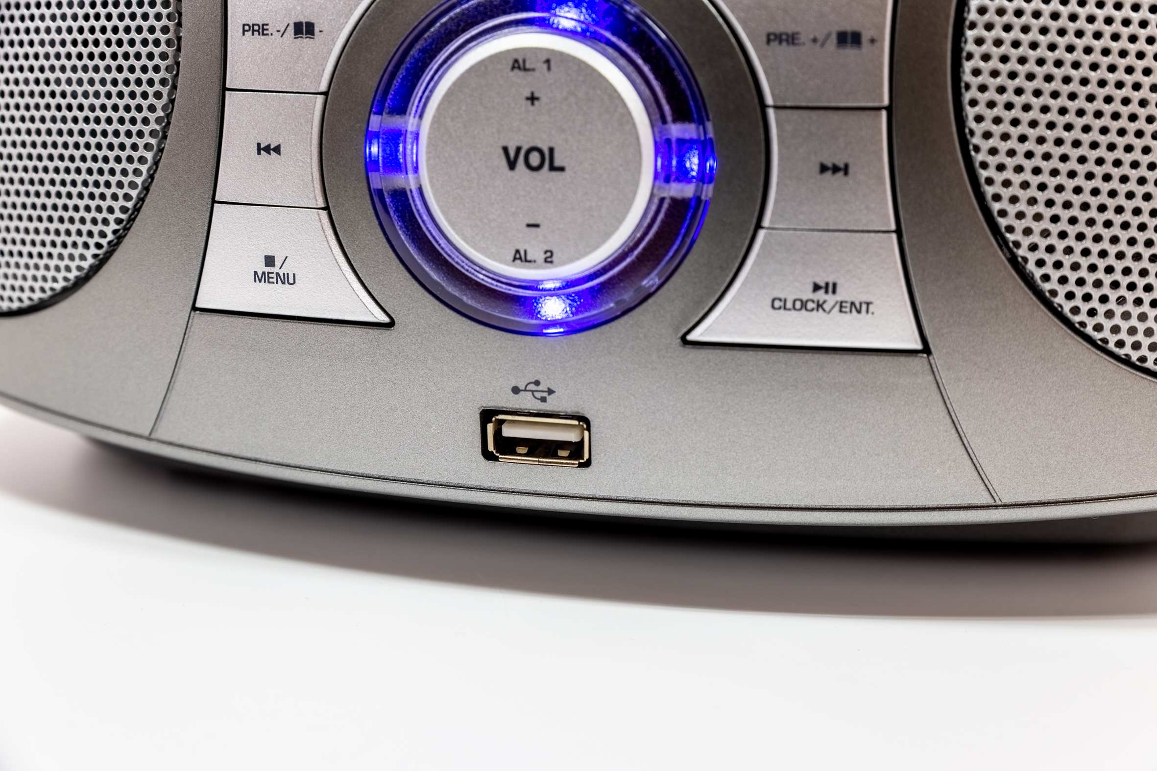 CD/MP3 Boombox with DAB+/FM radio, Bluetooth®, USB