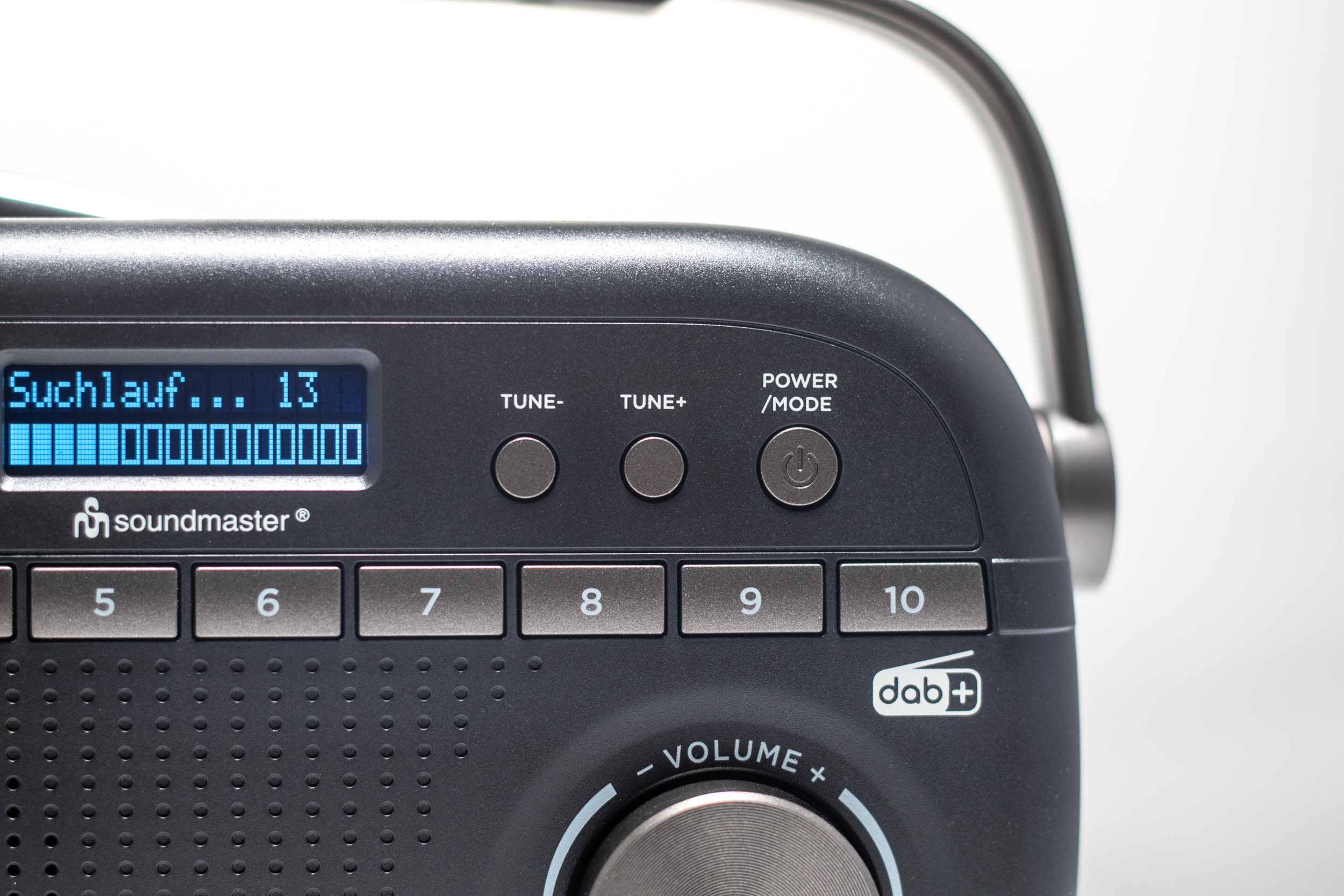 DAB+/FM-RDS radio with preset buttons